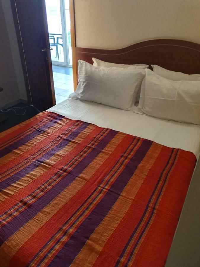Aparthotel Tranzitbeds*** à Bucarest Extérieur photo